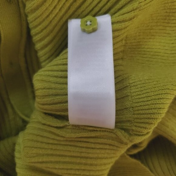 HAPPILY GREY Bell Sleeved Green Cardigan - Picture 5 of 13